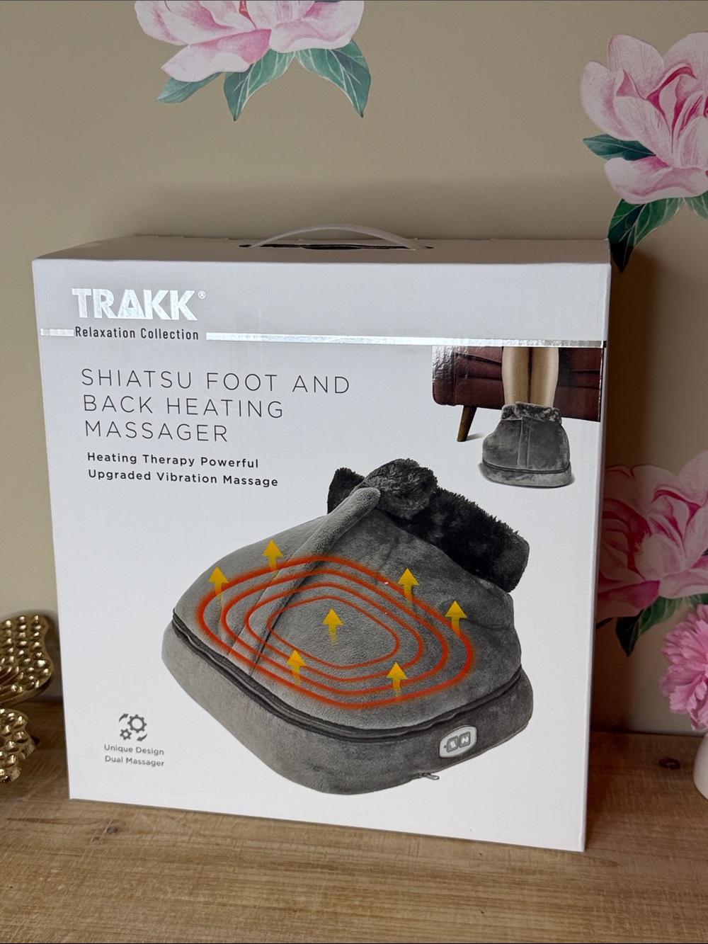 TRAKK Shiatsu Foot and Back Heating Massager - Gray